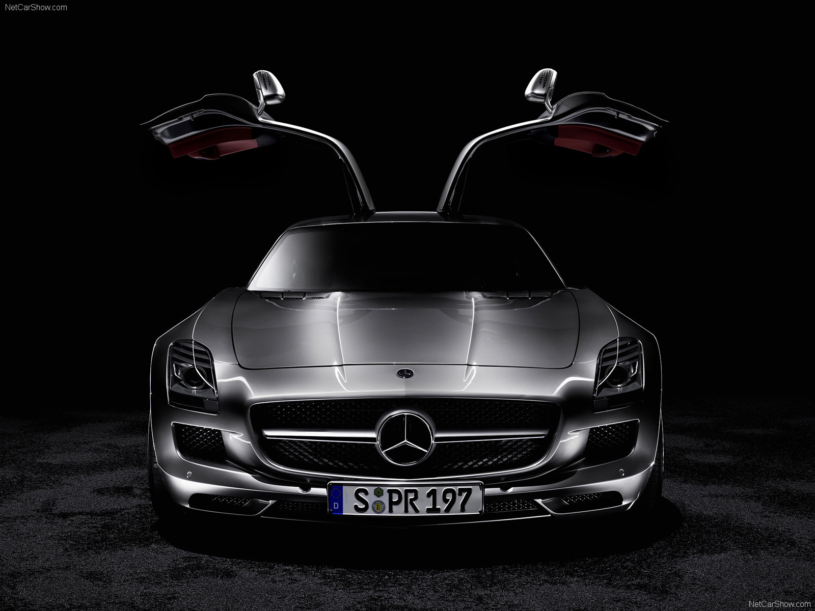 Mercedes-Benz-SLS_AMG_2011_1600x1200_wallpaper_45