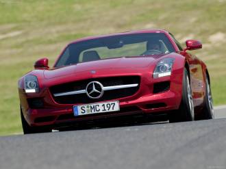 Mercedes-Benz-SLS_AMG_2011_1600x1200_wallpaper_06