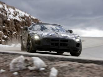 Mercedes-Benz-SLS_AMG_2011_1600x1200_wallpaper_5c