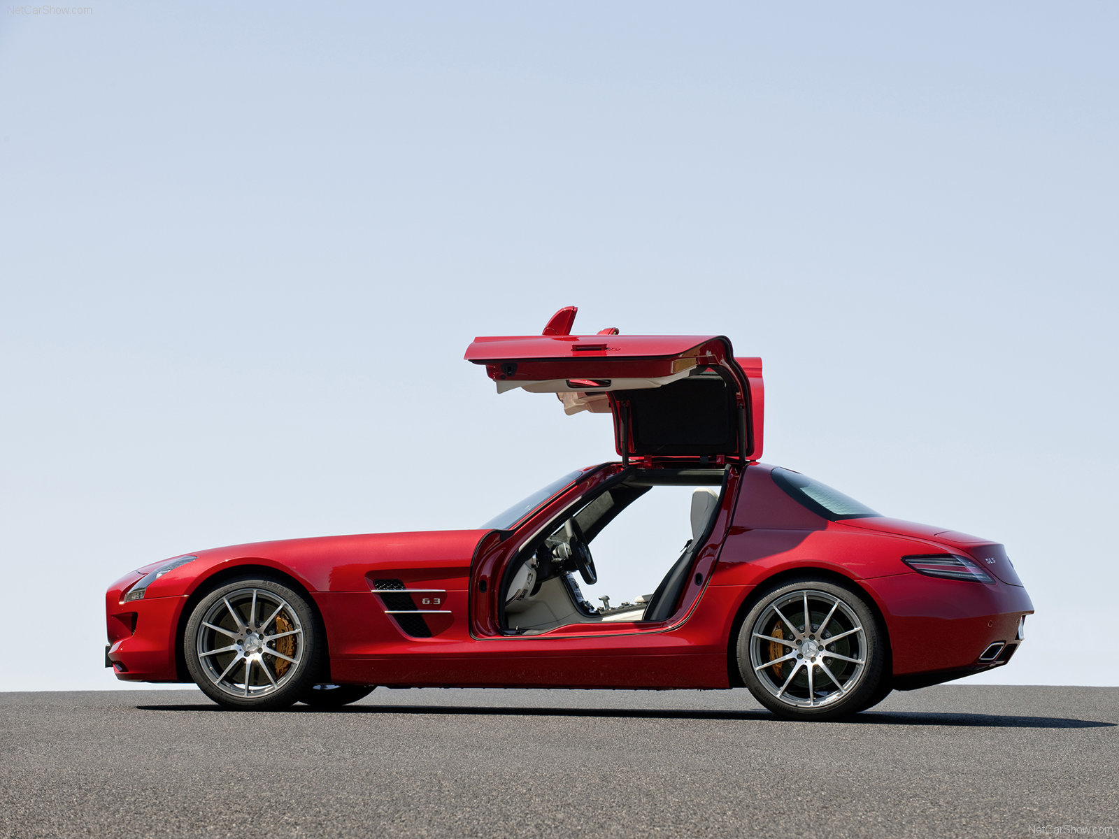 Mercedes-Benz-SLS_AMG_2011_1600x1200_wallpaper_2a