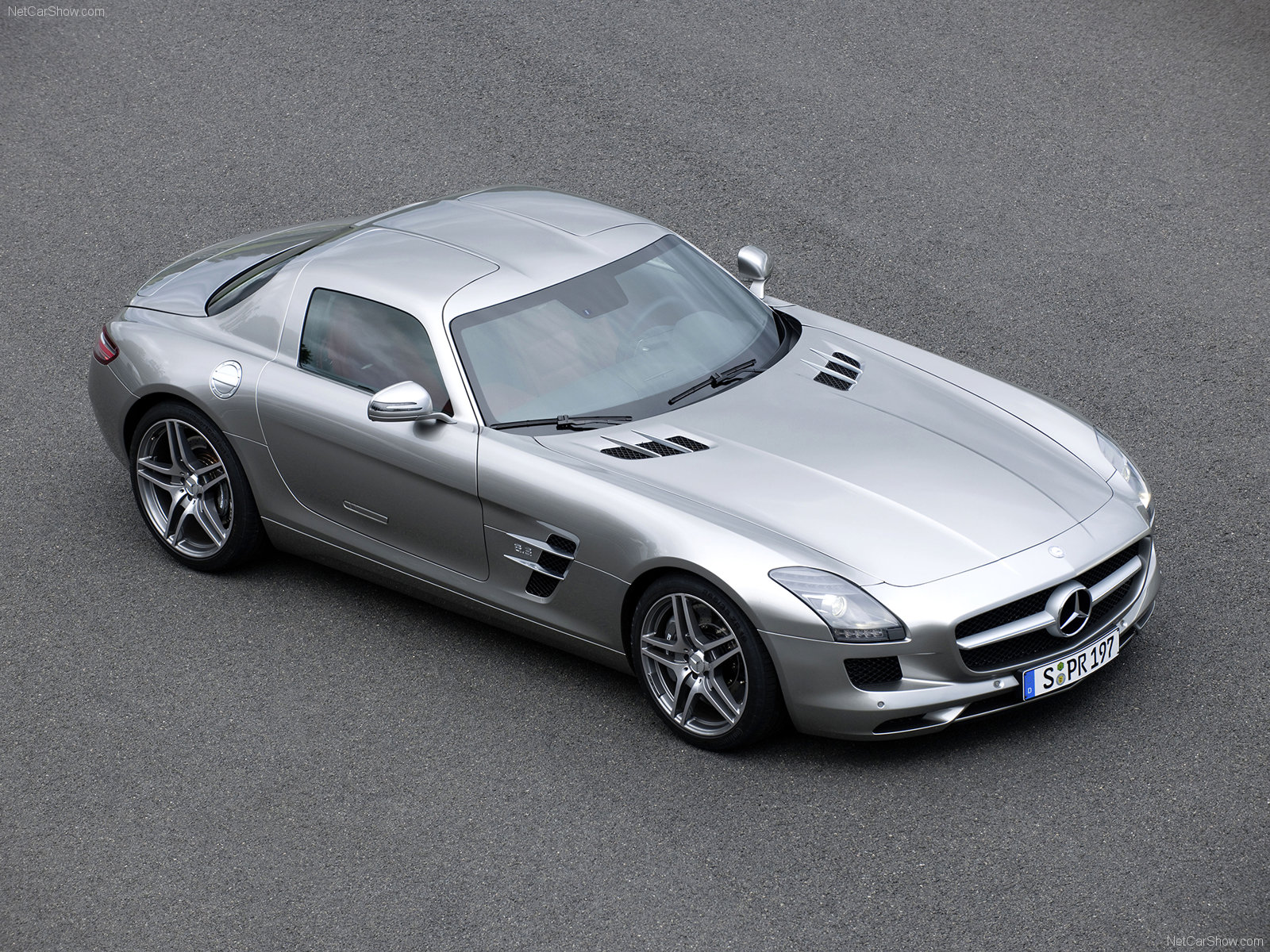 Mercedes-Benz-SLS_AMG_2011_1600x1200_wallpaper_1d