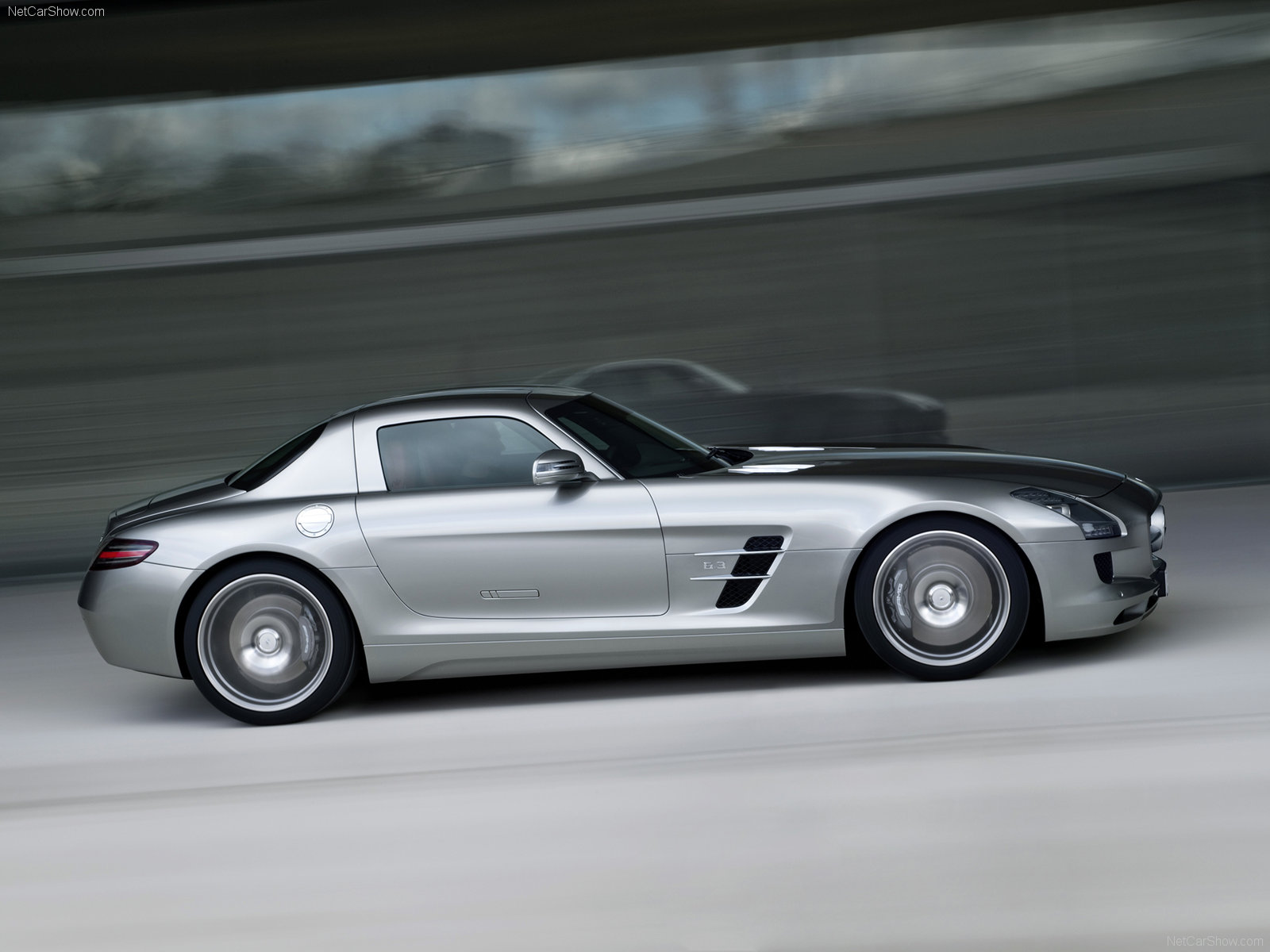 Mercedes-Benz-SLS_AMG_2011_1600x1200_wallpaper_24