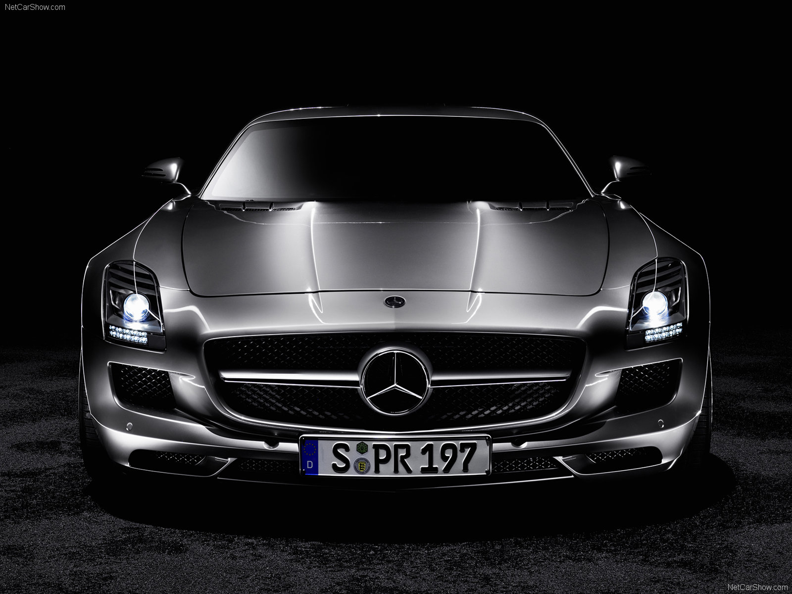 Mercedes-Benz-SLS_AMG_2011_1600x1200_wallpaper_43