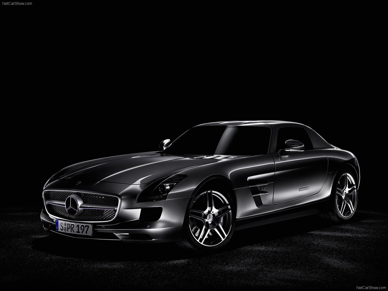 Mercedes-Benz-SLS_AMG_2011_1600x1200_wallpaper_3d