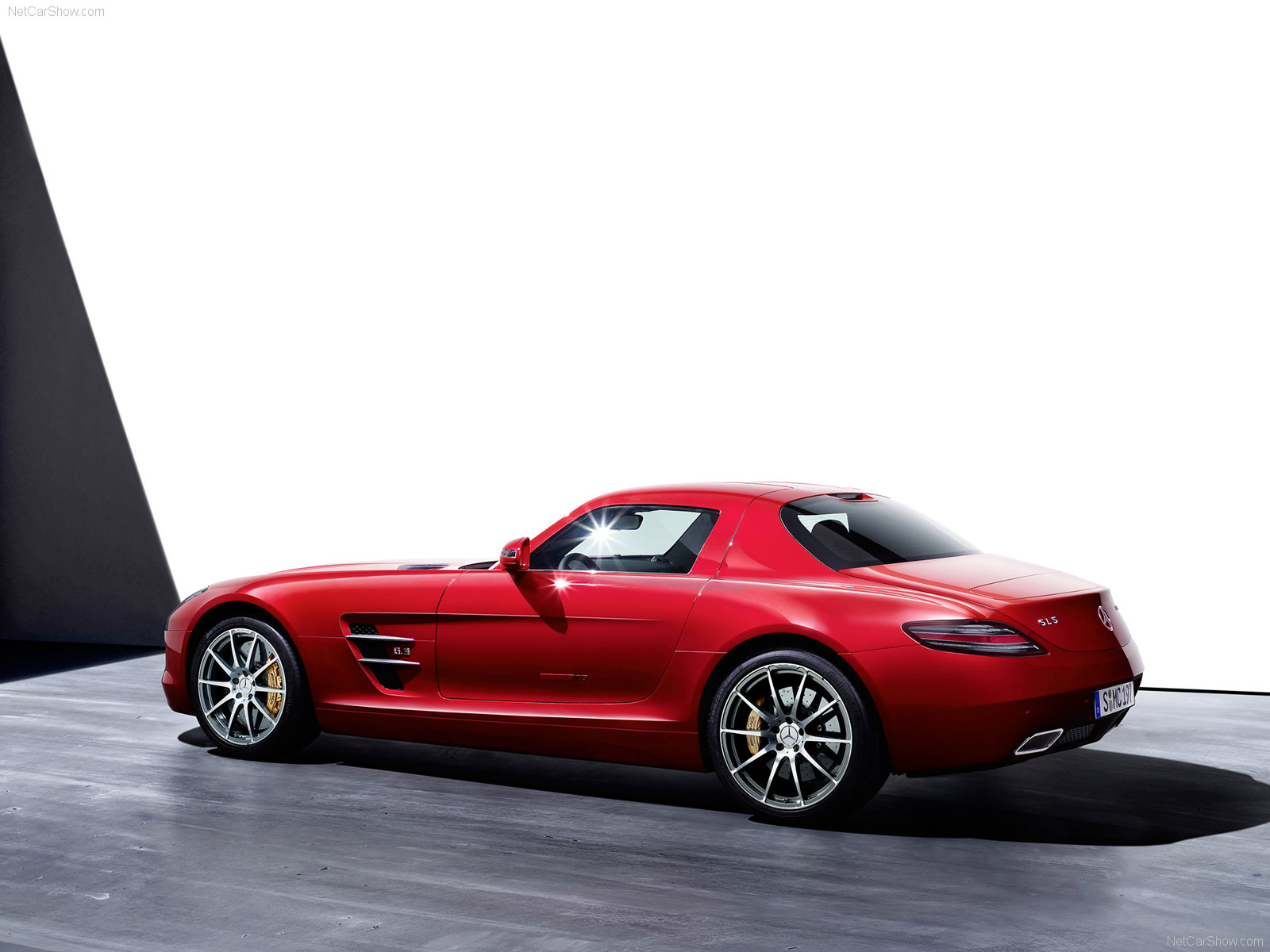 Mercedes-Benz-SLS_AMG_2011_1600x1200_wallpaper_30