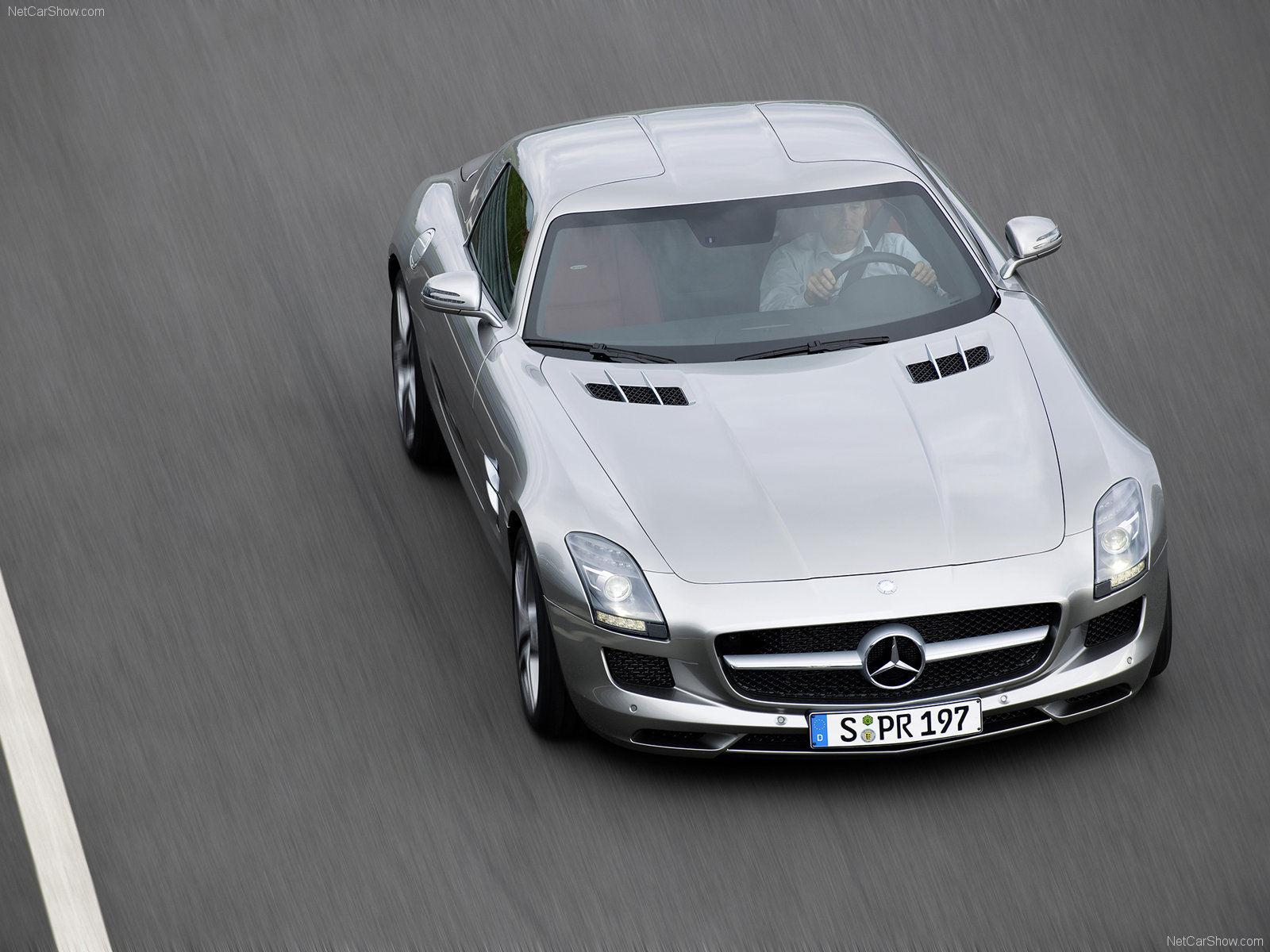 Mercedes-Benz-SLS_AMG_2011_1600x1200_wallpaper_1f